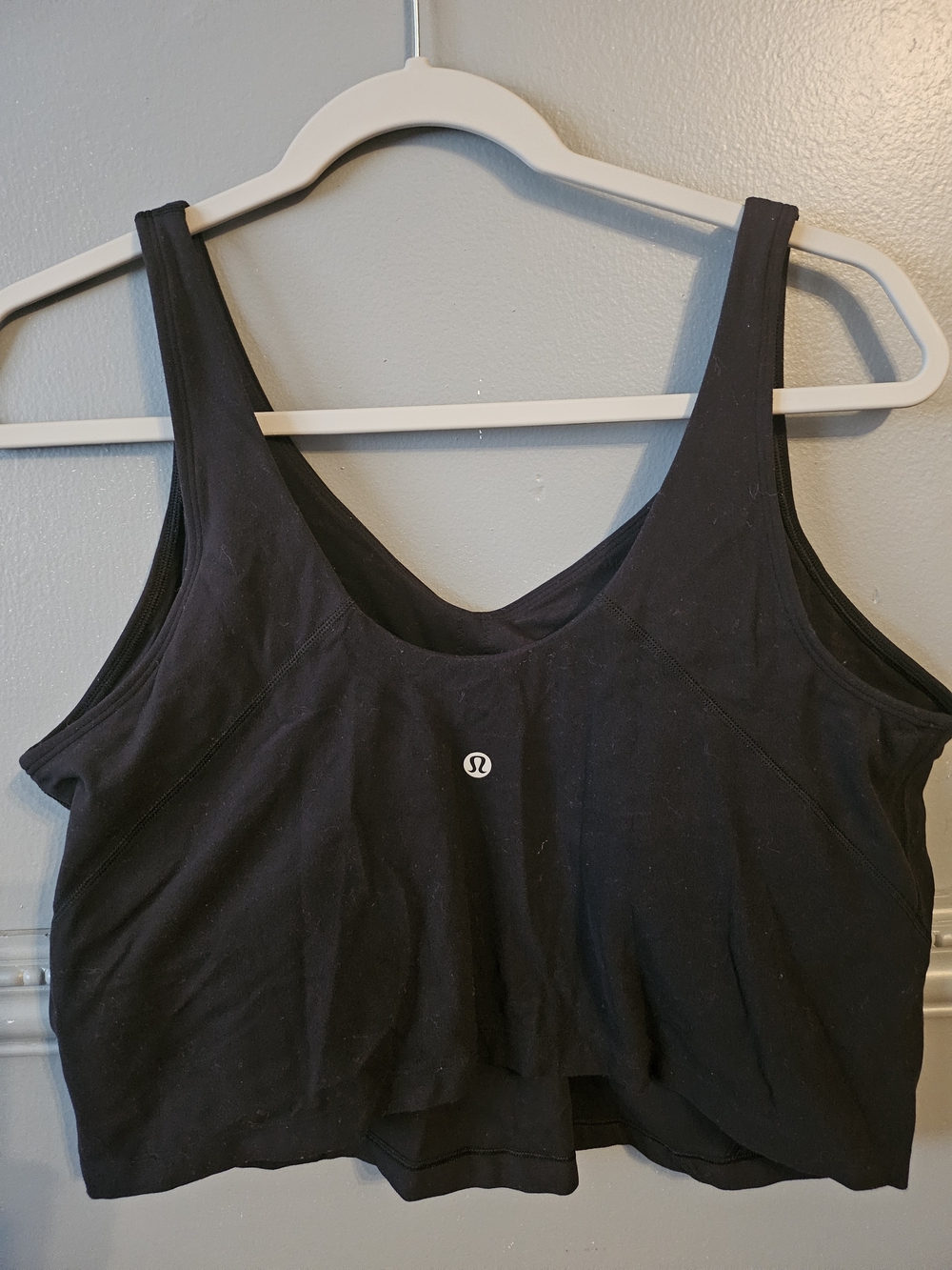 lululemon athletica Black Scoop Neck Cropped Tank Top